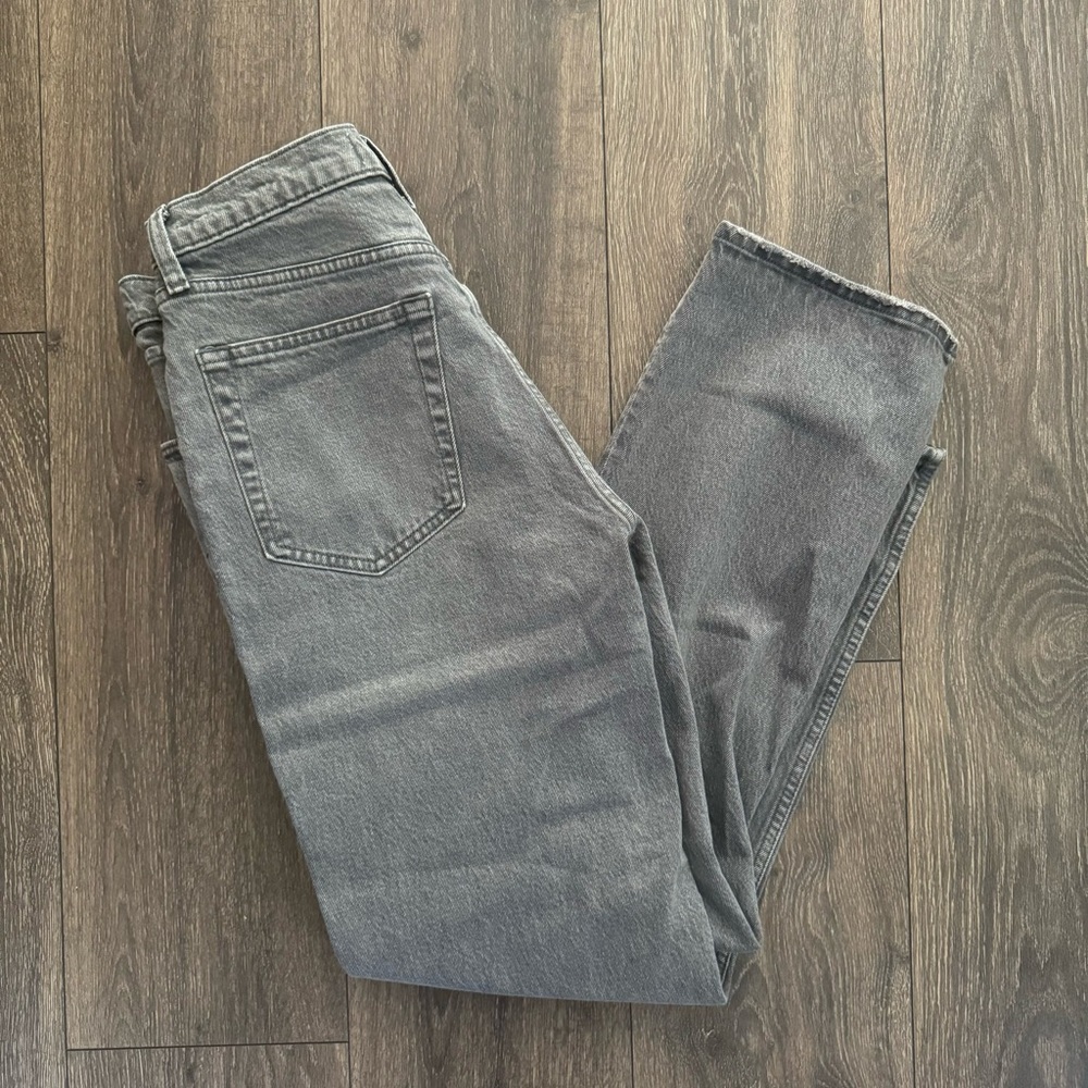 Abercrombie & Fitch The 90’s Straight Ultra High Rise Jeans